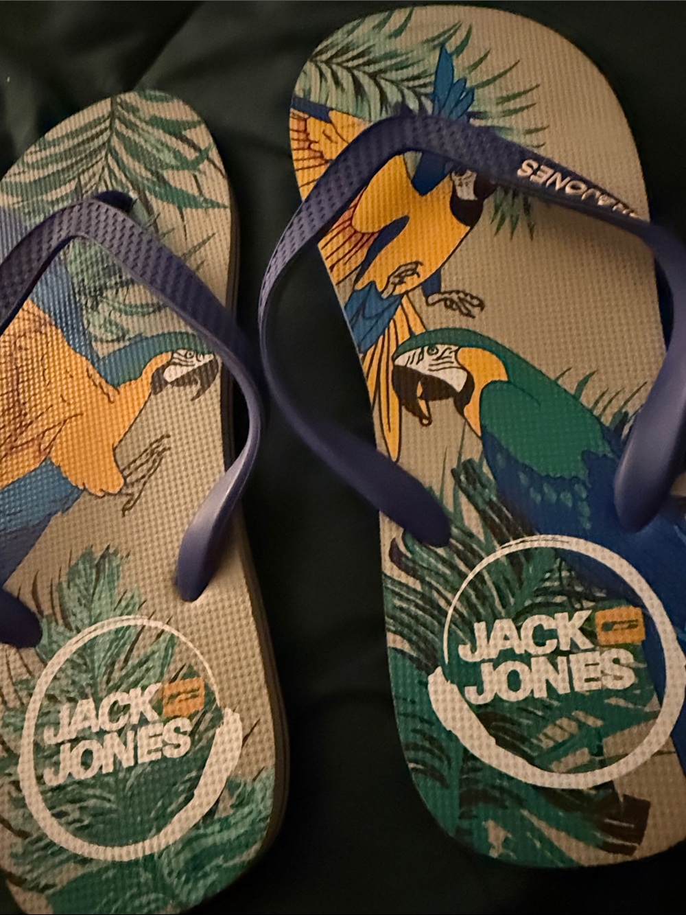 Jack & Jones flip-flops size 1314